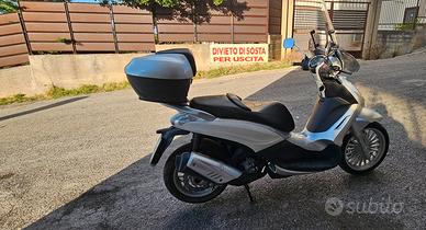 Piaggio Beverly 300