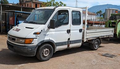 Iveco Daily Doppia Cabina 7 Posti Cassonato