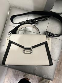 Borsa da donna in pelle binaca