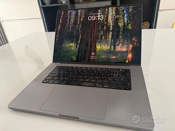 MacBook Pro 16" (2021) - Apple M1 Max - 32GB RAM -