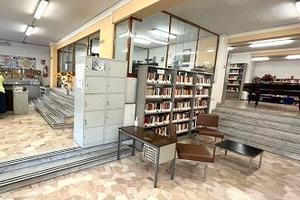 Via n.nicolini- ampio locale comm.le