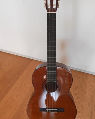 chitarra Yamaha C40, custodia, capotasto, ecc