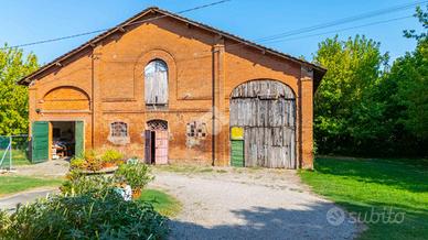 RUSTICO A MINERBIO