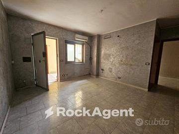 BILOCALE CON INGRESSO AUTONOMO