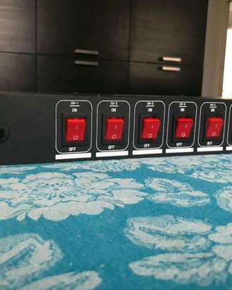 Multi-presa elettrica 8 ingressi Ibiza ( Rack )