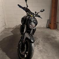 Yamaha mt 07 (depotenziata a libretto)