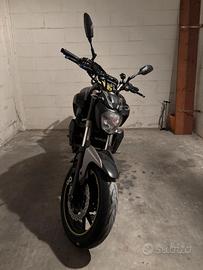 Yamaha mt 07 (depotenziata a libretto)