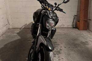 Yamaha mt 07 (depotenziata a libretto)