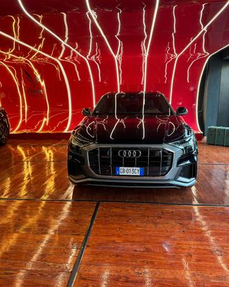 Audi Q8 45 TDI quattro tiptronic Sport S-Line
