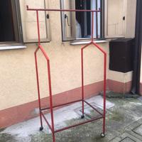 Carrello porta abiti in ferro