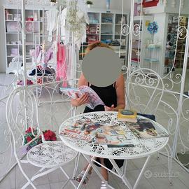 Tavolo + 2 sedie in ferro battuto bianco