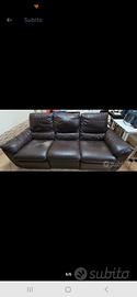 Divano 3 posti in pelle marrone – comodo e robusto