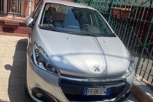 Peugeot 208 - 2016 gpl