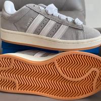 Scarpe adidas grigio del campus n.39