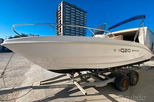 Barqa q20 open seminuova - honda bf40e 2025