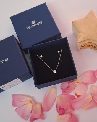 swarovski set collana e orecchini Attract 