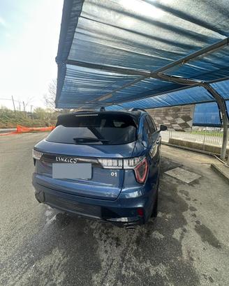 Lynk&co 01 phev