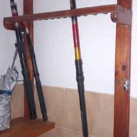 Porta canne da pesca in legno con 12 posti
