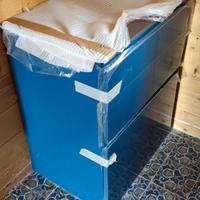 Mobile bagno con lavello e cassettoni