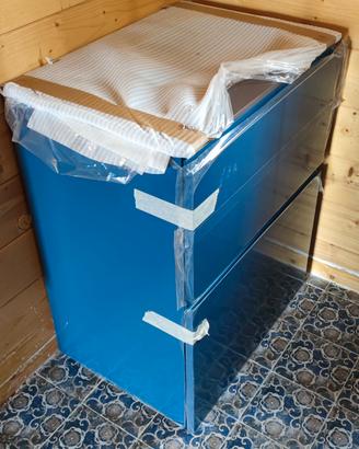Mobile bagno con lavello e cassettoni