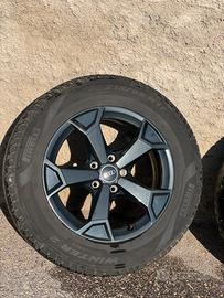 Audi Q3 Cerchi 17”+gomme invernali 215/65 R17