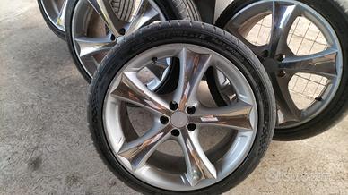  cerchi da 18 con gomme 
