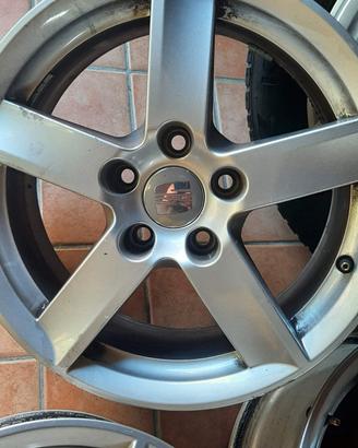 Cerchi in lega da 16" SEAT