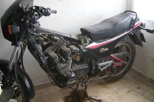 KAWASAKI GPZ 550 '84 unitrak