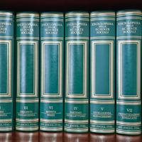 Enciclopedia delle Scienze Sociali- Treccani 9 vol