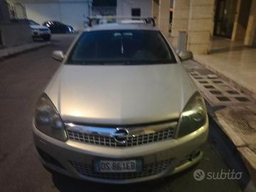 Opel Astra h diesel 1.7 ,74kw del anno 2008
