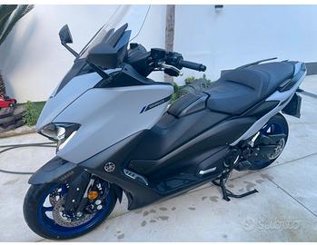 Tmax 560