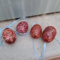 Uova di legno dipinte albero di Pasqua