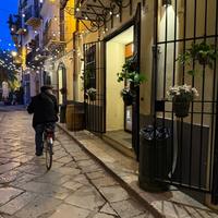 Locale in centro storico appena ristrutturato