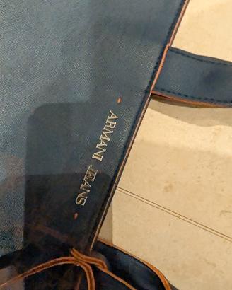 borsa Armani jeans usata pochissimo con portafogli