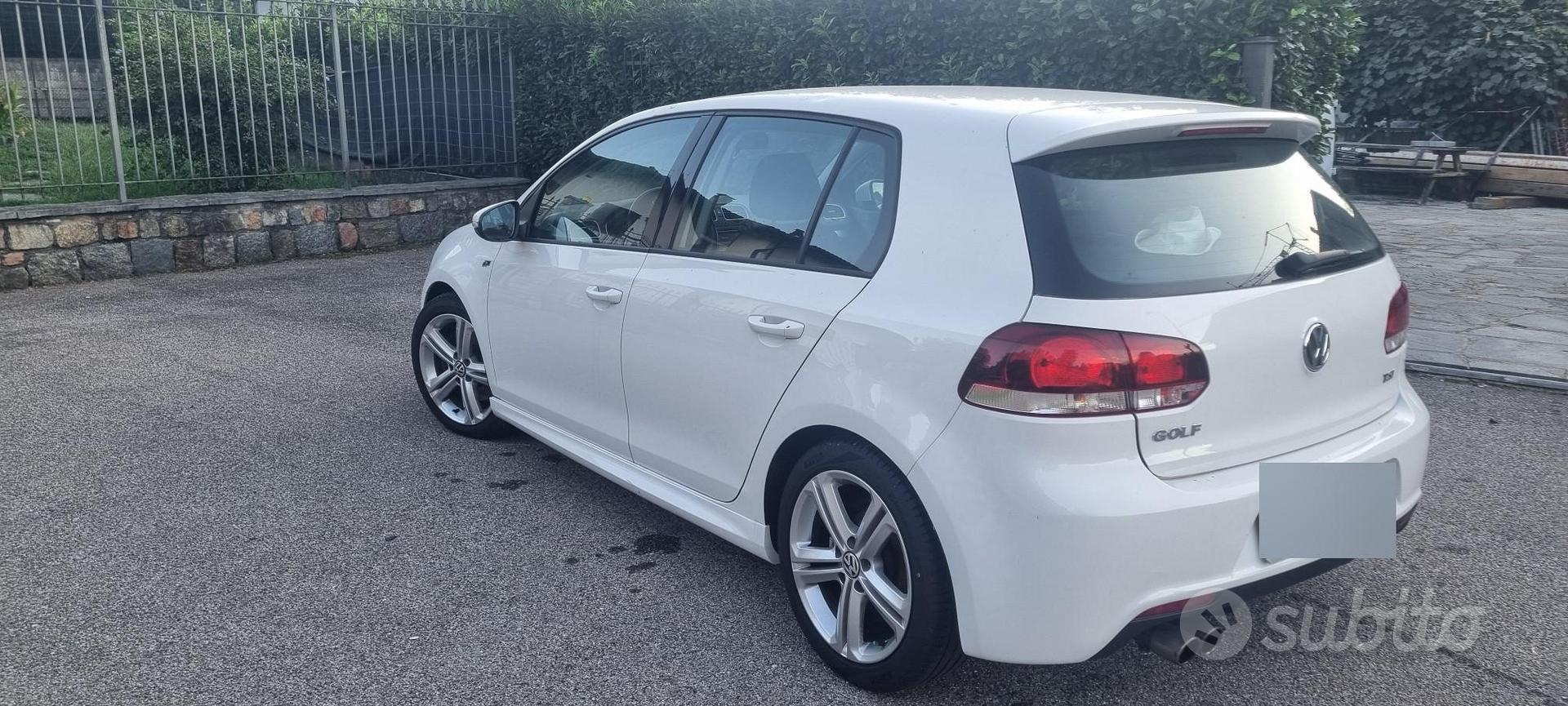 Volkswagen Golf 2011 photo 2