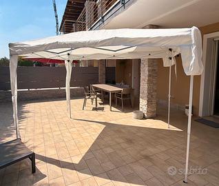 Gazebo pieghevole nuovo mai utilizzato