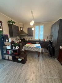 STUPENDA VILLETTA A CAVEZZO