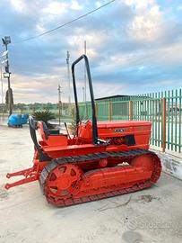 205 TRATTORE USATO CINGOLATO FIAT 555