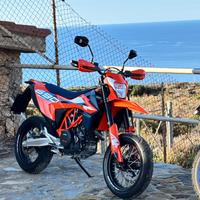 KTM 690 smc-r 2023/2024