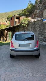 Lancia Ypsilon 1.2 benzina 60CV