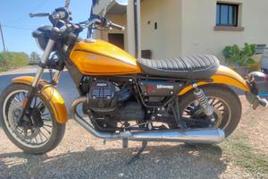 Moto Guzzi V9 - 2018