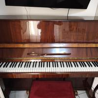 Piano acustico