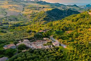 INVESTIMENTO STORICO E PRODUTTIVO Terreno 2ettari