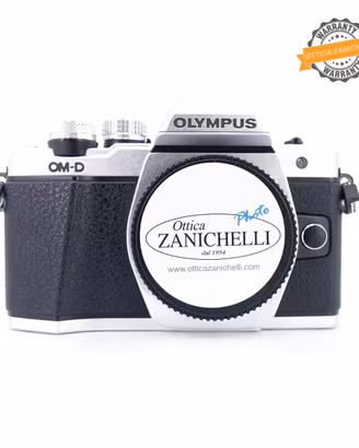 Olympus OM-D E-M10 II 5787 Scatti Usato (G1149)  