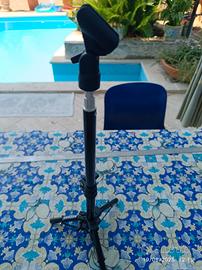 Stativo con porta microfono Rode