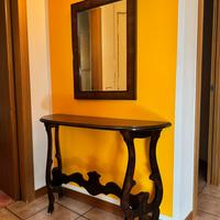 Console antica e specchiera