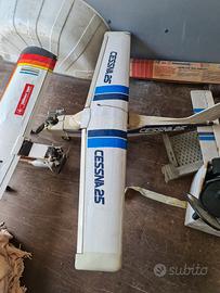 aerei motore a scoppio