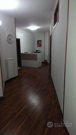 Ufficio elegante s.statale appia giugliano aversa