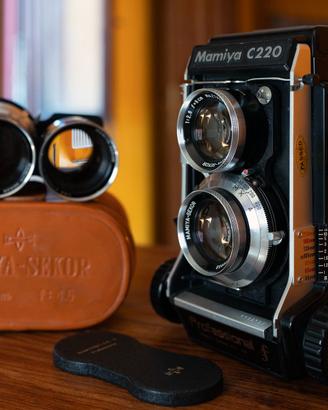 Mamiya C220 Professional F
