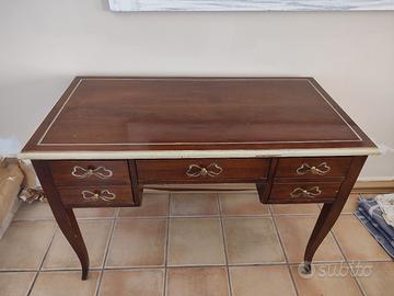 Scrivania Antica